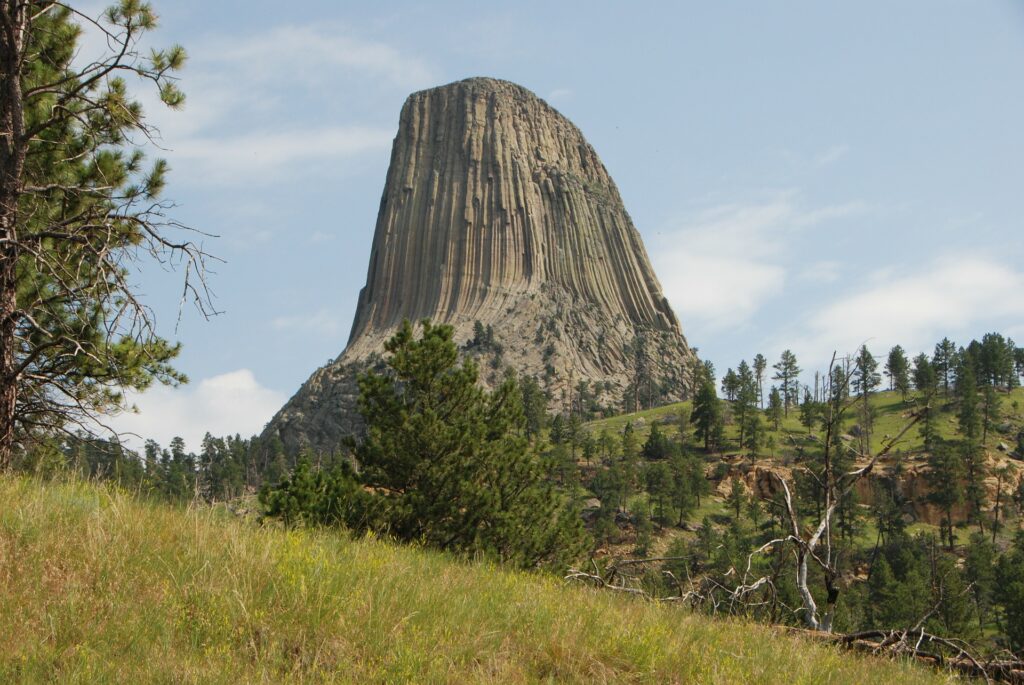 Best Rock Climbing Places for Kids Devils Towe Wyoming