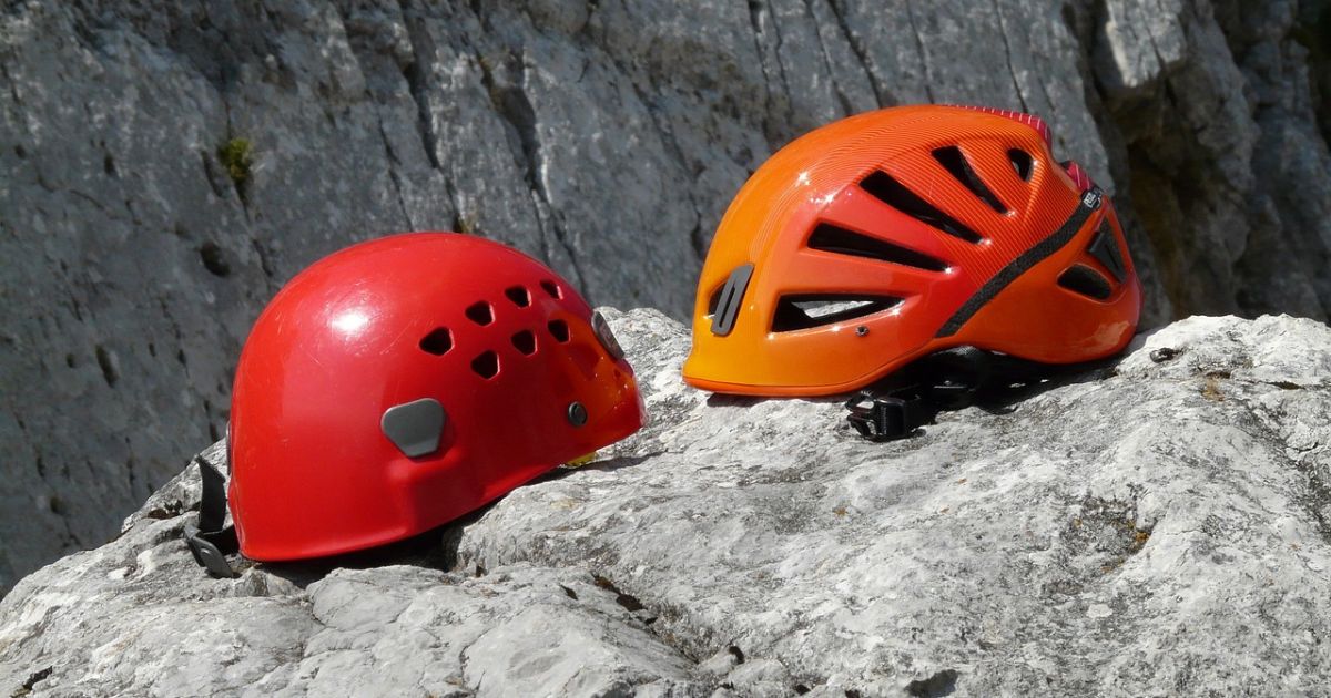 The 7 Best Climbing Helmets (2024 Buying Guide)